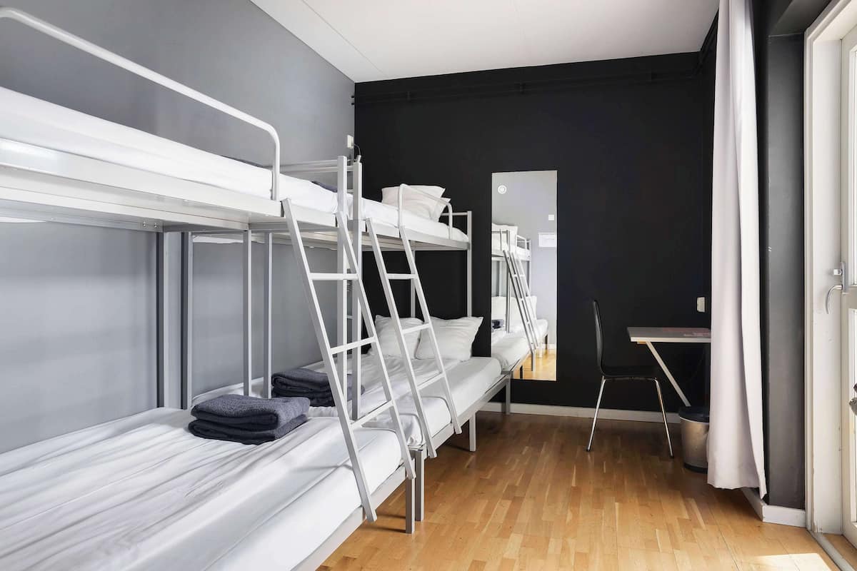 Colchones con pillow-top y cortinas blackout