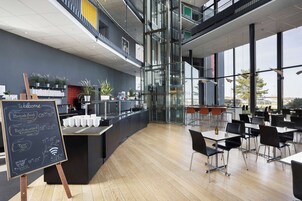 Breakfast and dinner served