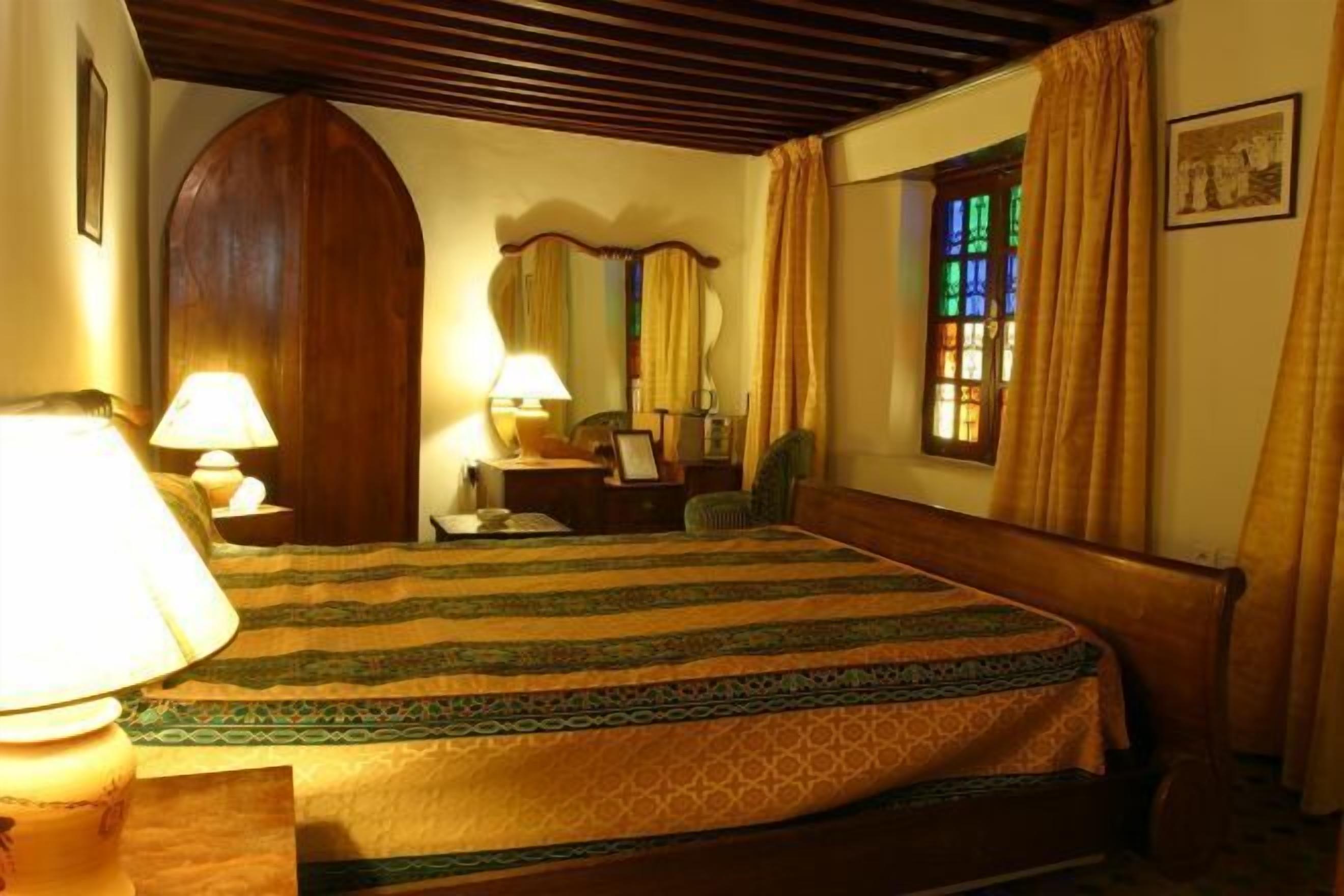 Premium bedding, in-room safe, individually decorated, free WiFi