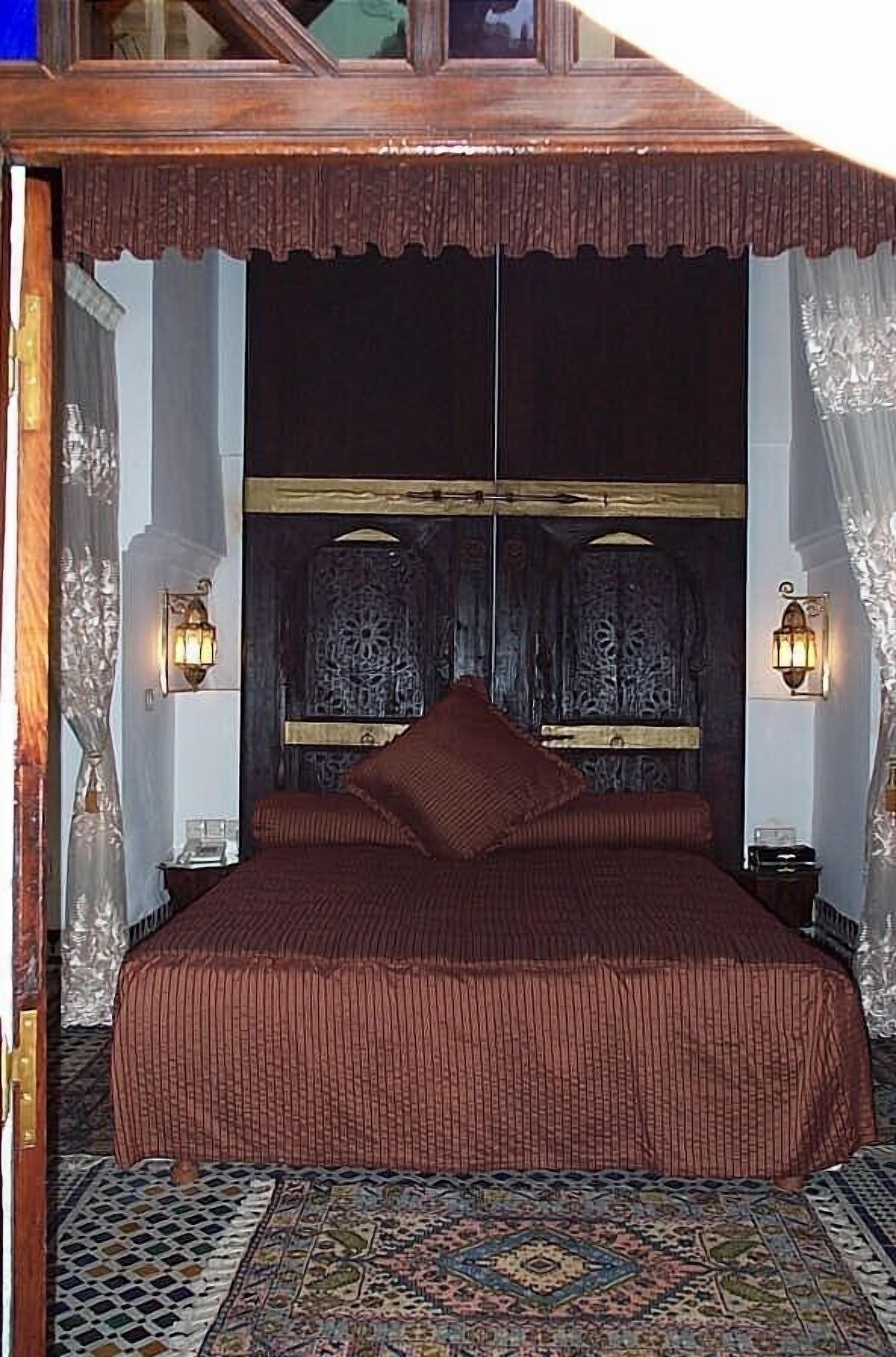 Premium bedding, in-room safe, individually decorated, free WiFi