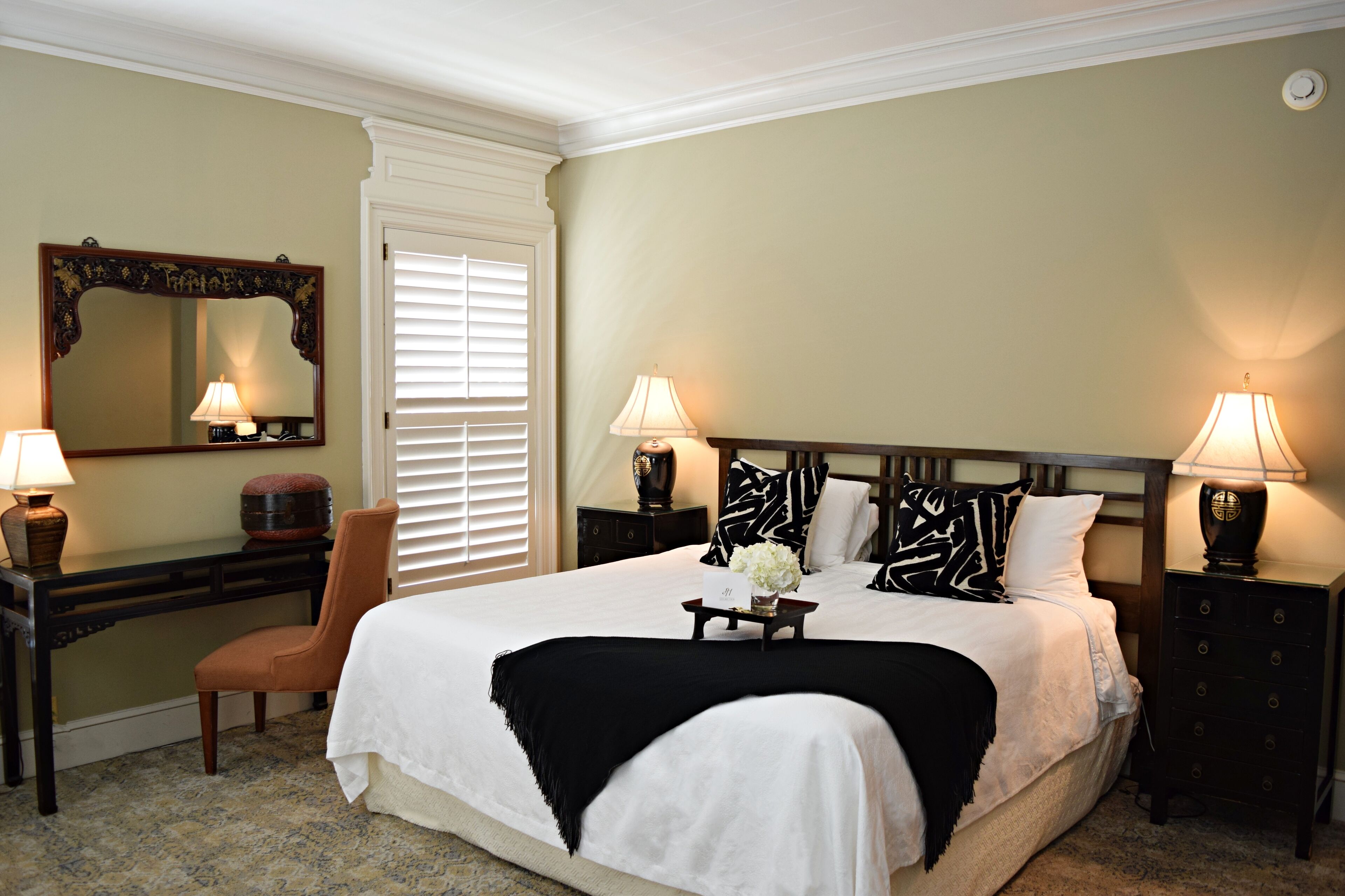 Quarto superluxo, 1 cama King e sofá-cama, para não fumantes | Roupas de cama premium, camas com colchões pillow-top