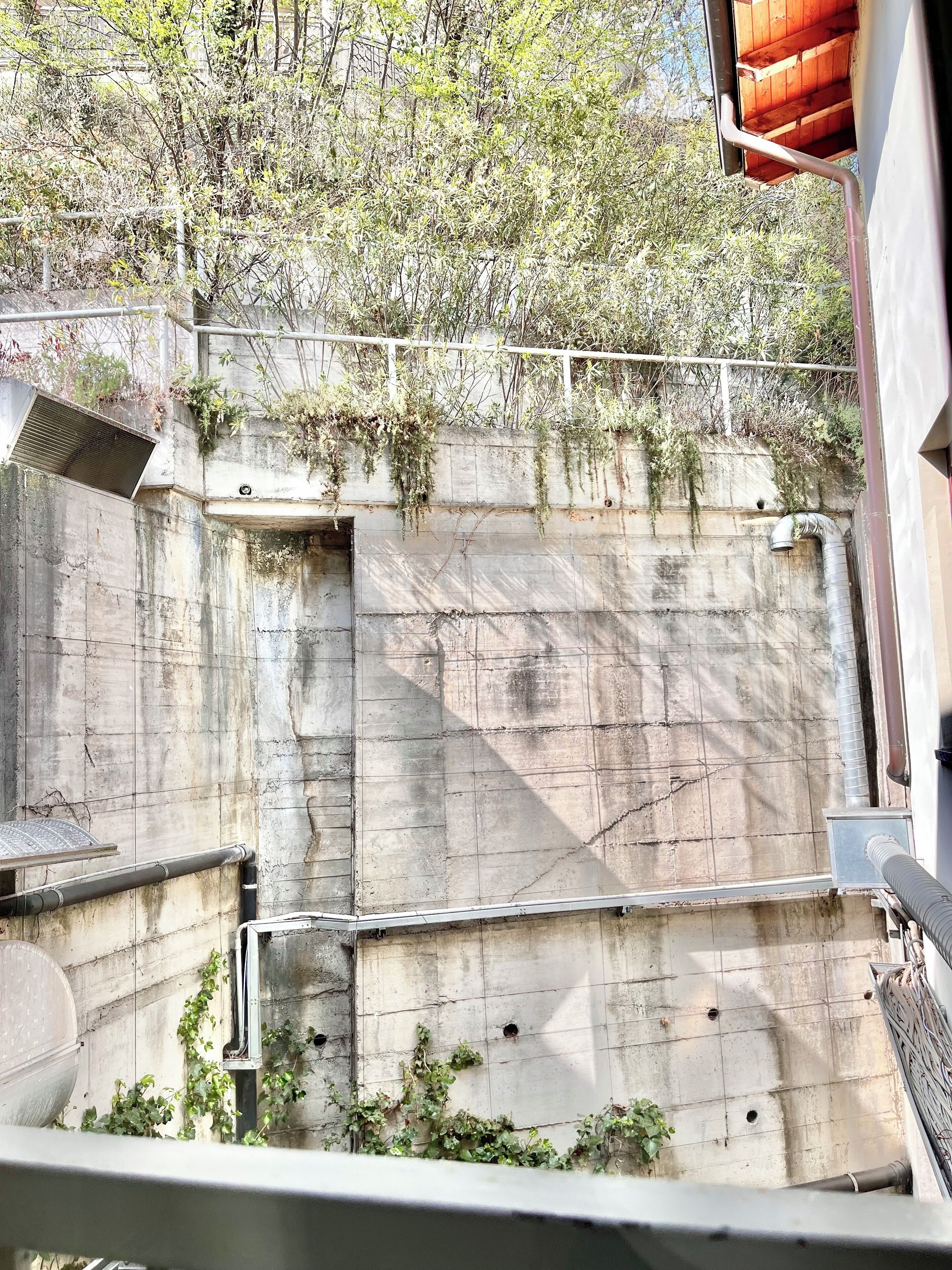 standard double or twin room | 1 bedroom, free minibar, in-room safe, desk