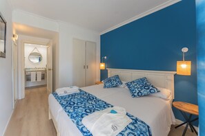 Premium Apartment, 1 Bedroom, Balcony | Desk, cribs/infant beds, free WiFi, bed sheets - Aparthotel Green Garden (Capdepera)