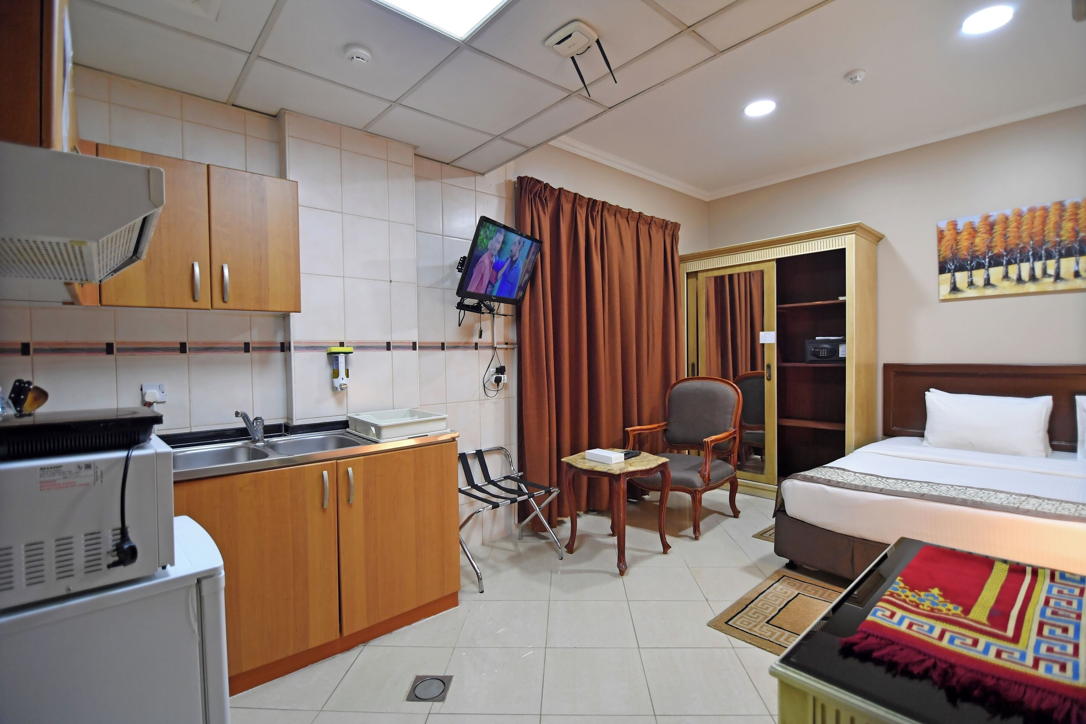 Studio, 1 King Bed