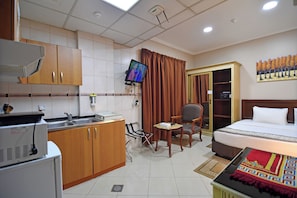 1 bedroom, in-room safe, desk, blackout curtains - Emirates Stars Hotel Apartments Sharjah (Sharjah)