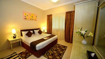 Apartment, 1 Bedroom | 1 bedroom, in-room safe, desk, blackout drapes