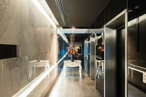 Interior entrance - Seasons Heritage Melbourne (Melbourne)