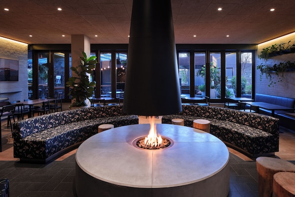 Breakfast, lunch, dinner served; French cuisine