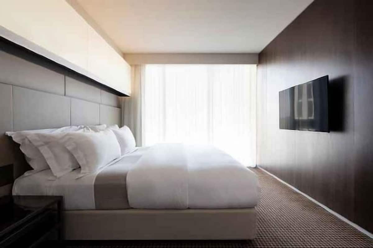 Premium bedding, down duvets, pillow-top beds, minibar