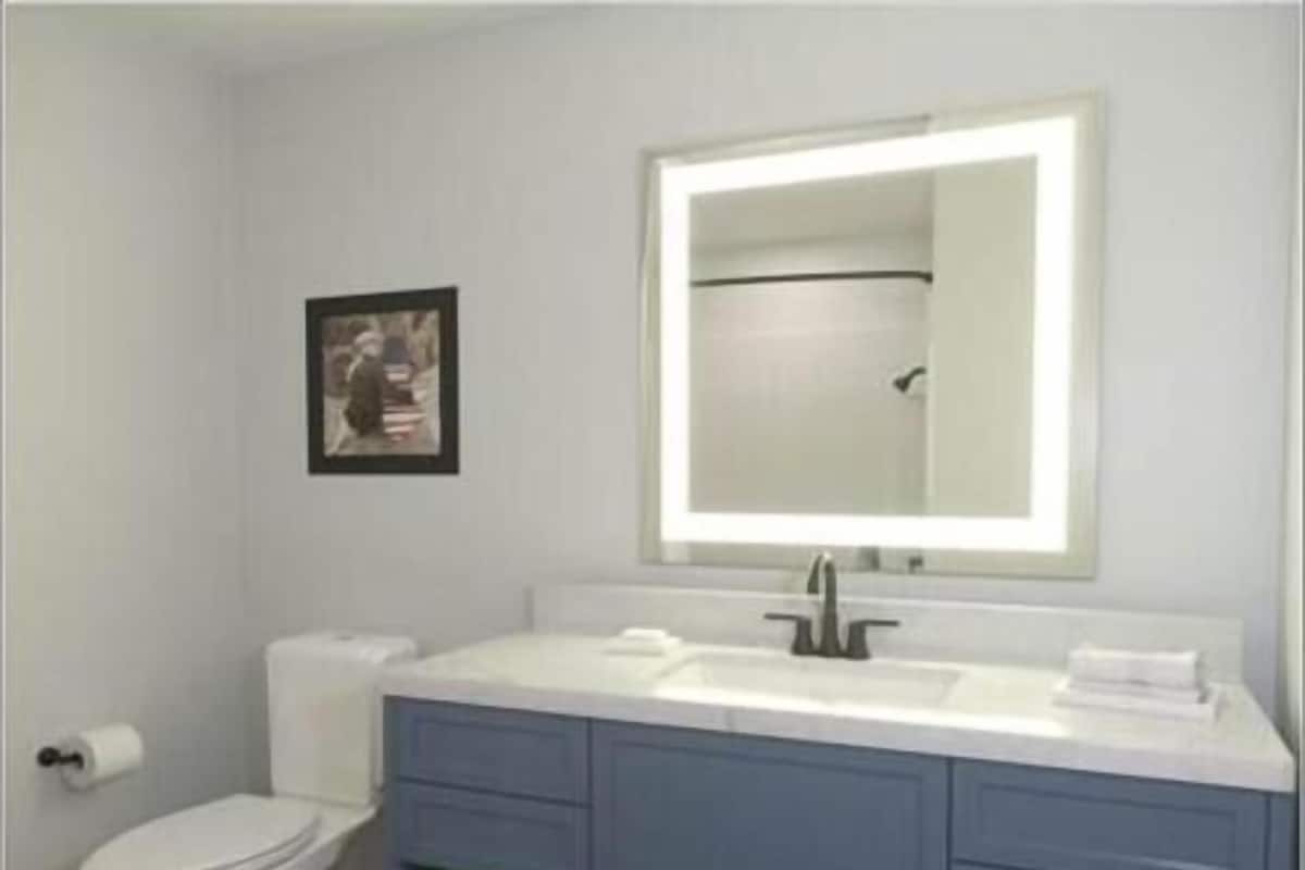 Bathroom | Hair dryer, towels