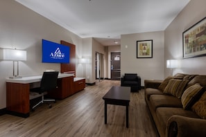 Studiosuite, 1 King-Bett und Schlafsofa, Nichtraucher | Bettwäsche aus ägyptischer Baumwolle, hochwertige Bettwaren