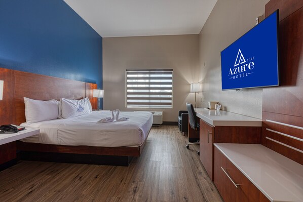 Room, 1 King Bed, Accessible, Non Smoking | Egyptian cotton sheets, premium bedding, down comforters, in-room safe