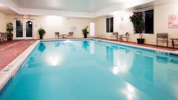 Indendørs pool