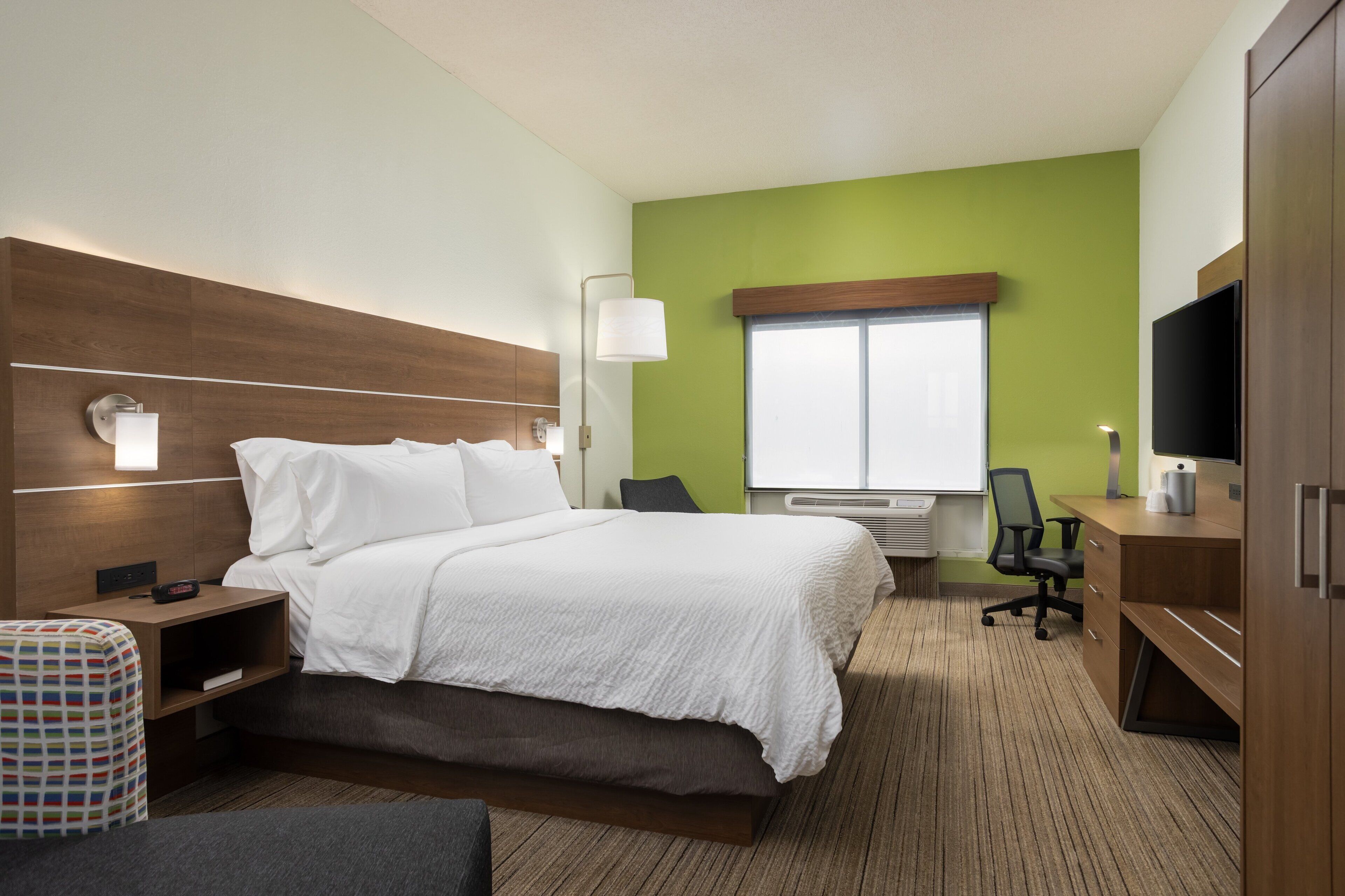 standard room, 1 king bed (extra floor space) | desk, laptop workspace, blackout curtains, iron/ironing board