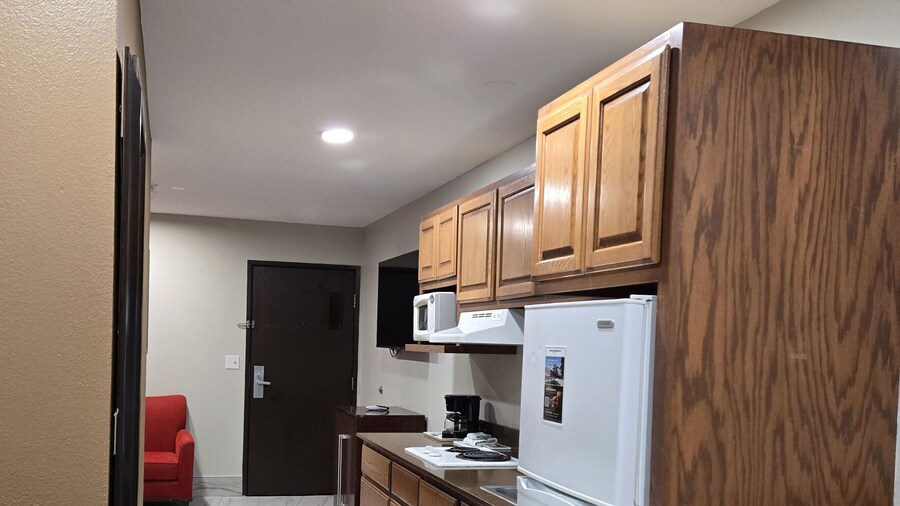 Town House Extended Stay Hotel Downtown