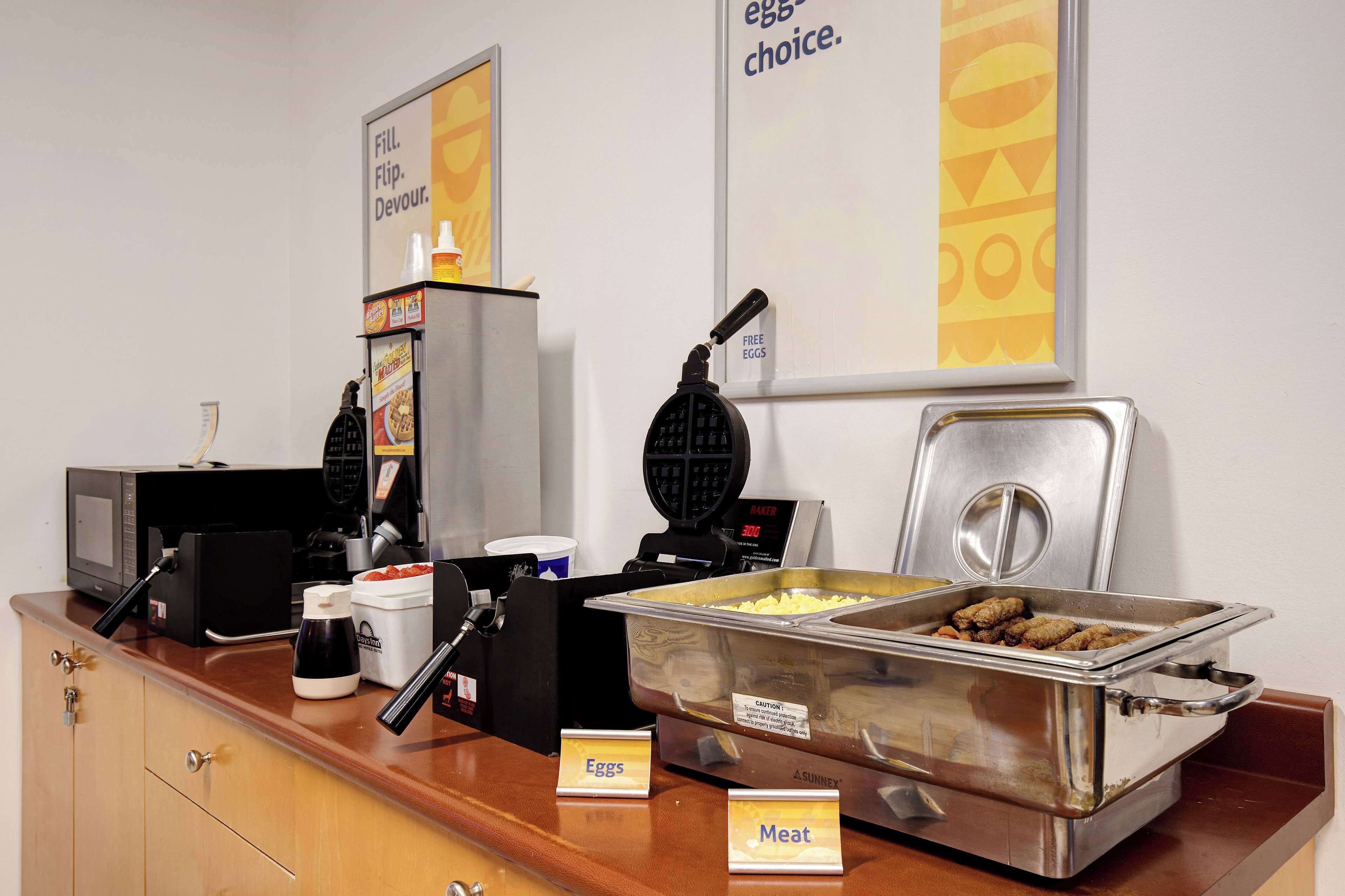 free continental breakfast