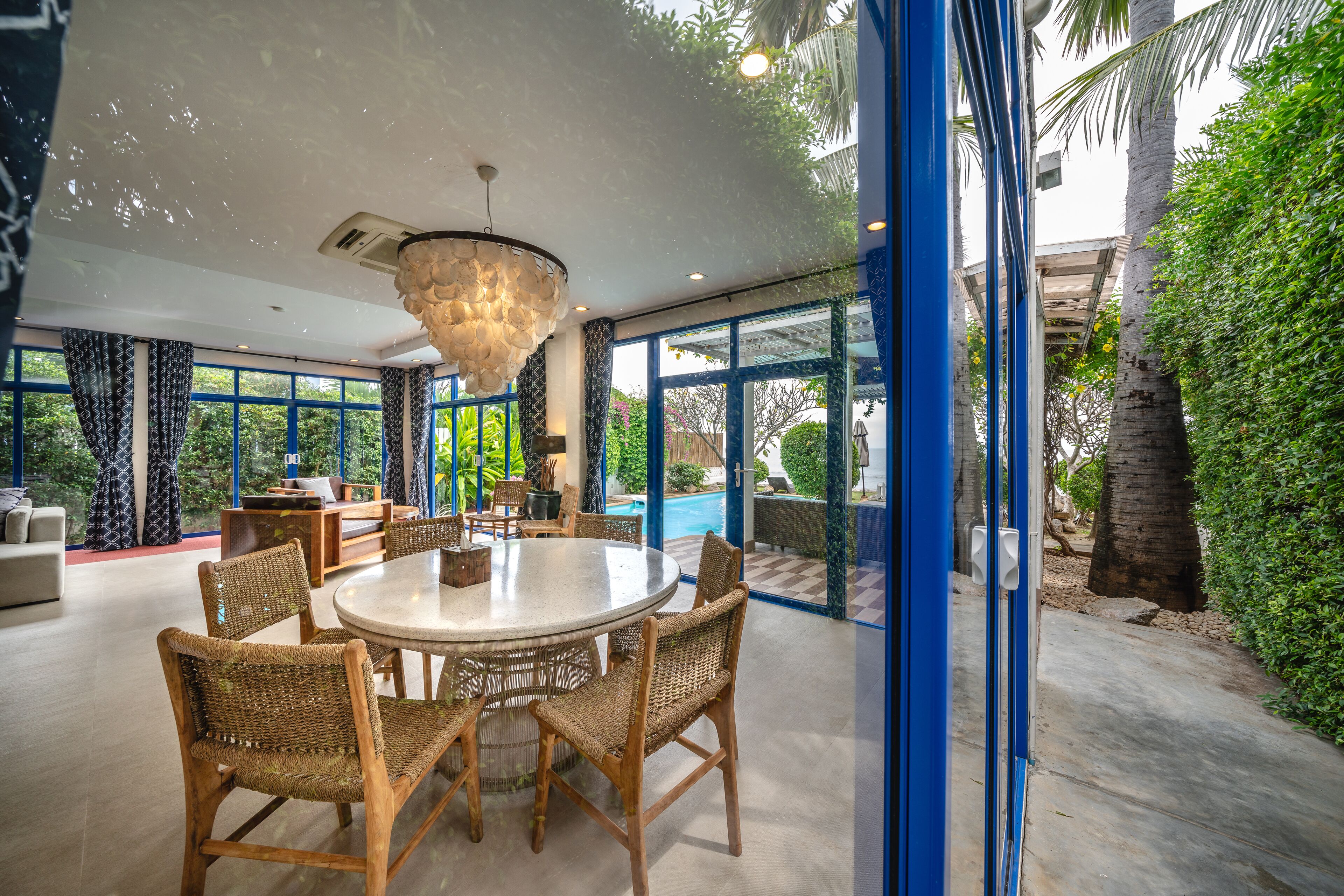 4br beachfront pool villa | in-room dining