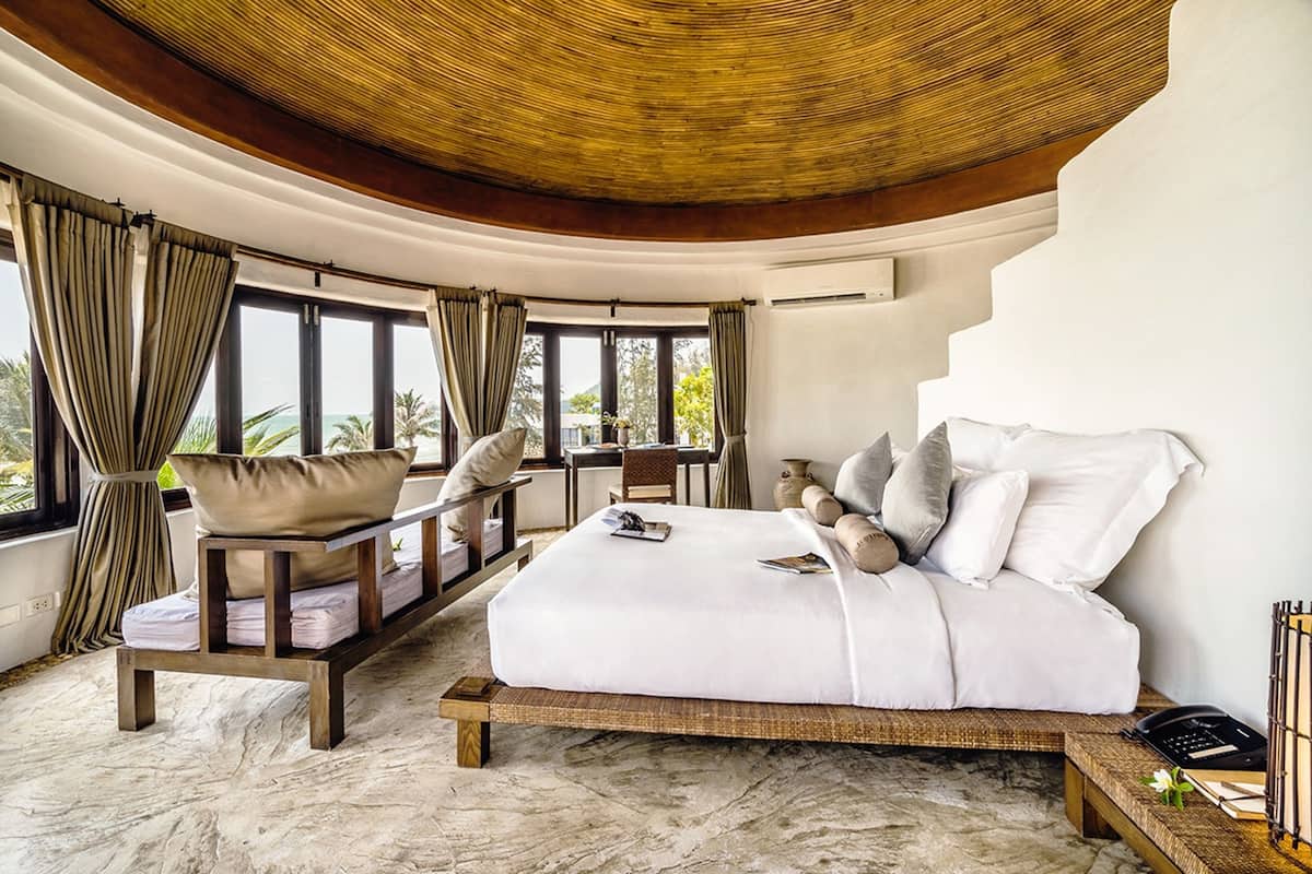 ocean view penthouse | 1 bedroom, egyptian cotton sheets, premium bedding, tempur-pedic beds