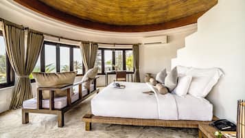 Ocean View Penthouse | 埃及棉床單、高級寢具、Tempur-Pedic 床墊、房內夾萬