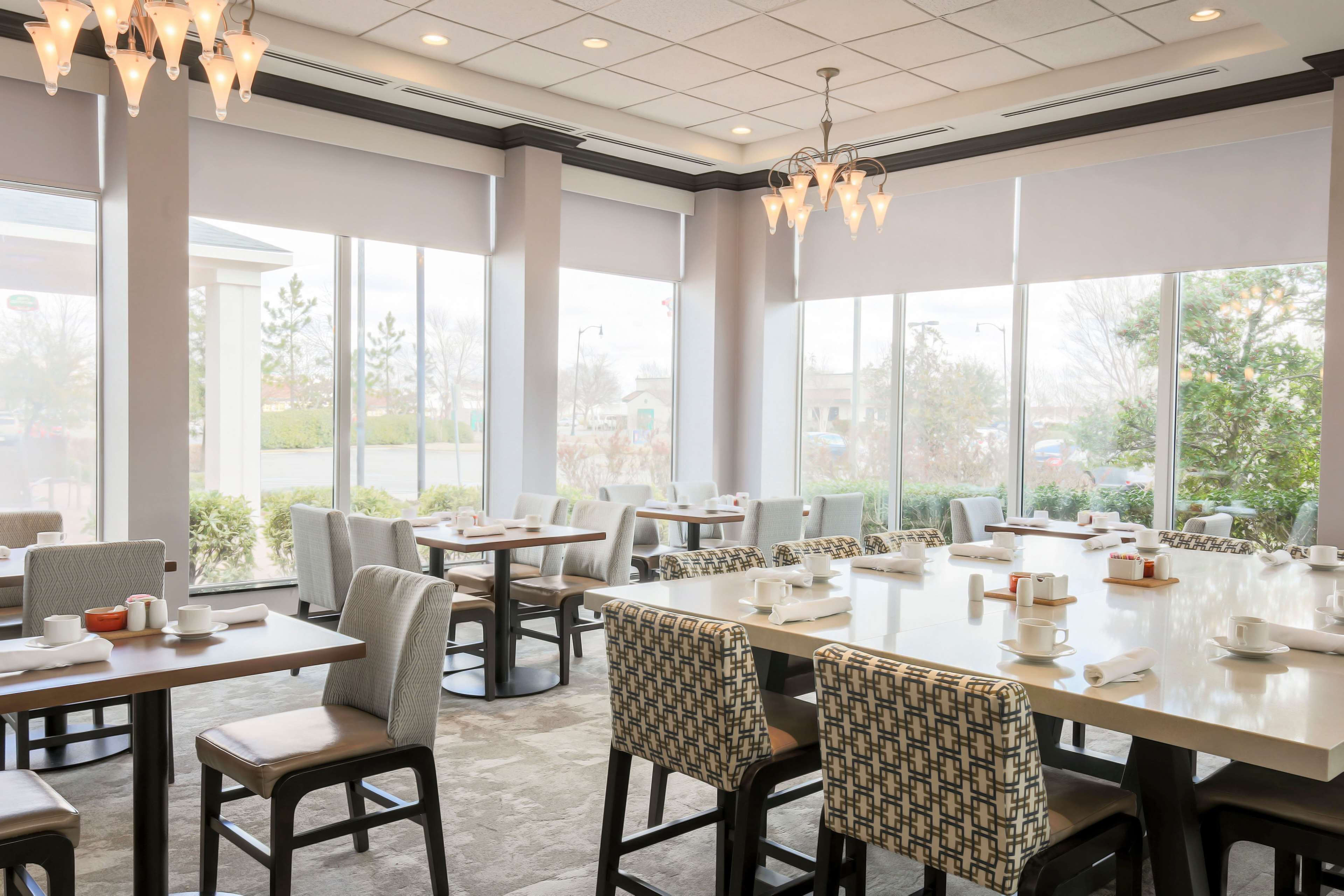 breakfast and dinner served