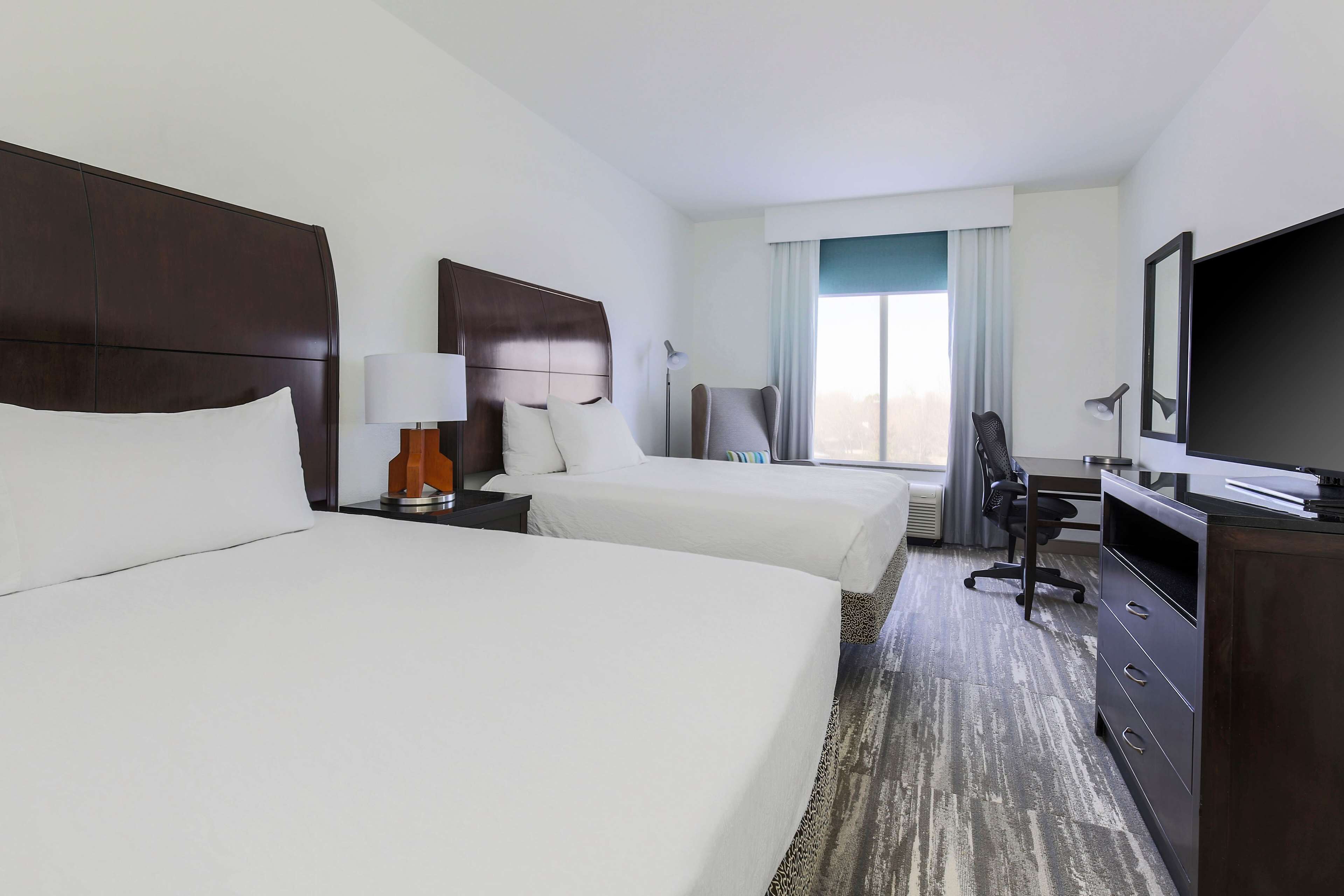 hypo-allergenic bedding, in-room safe, desk, laptop workspace