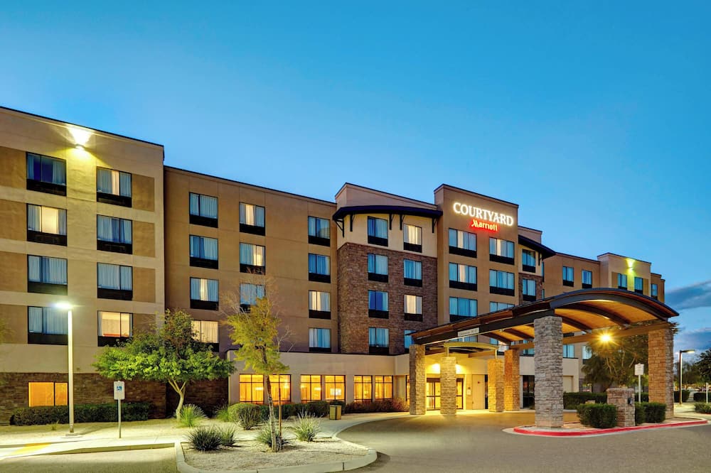 Courtyard by Marriott Phoenix North/Happy Valley