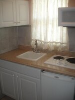 开间, 1 张双人床 | 私人简易厨房