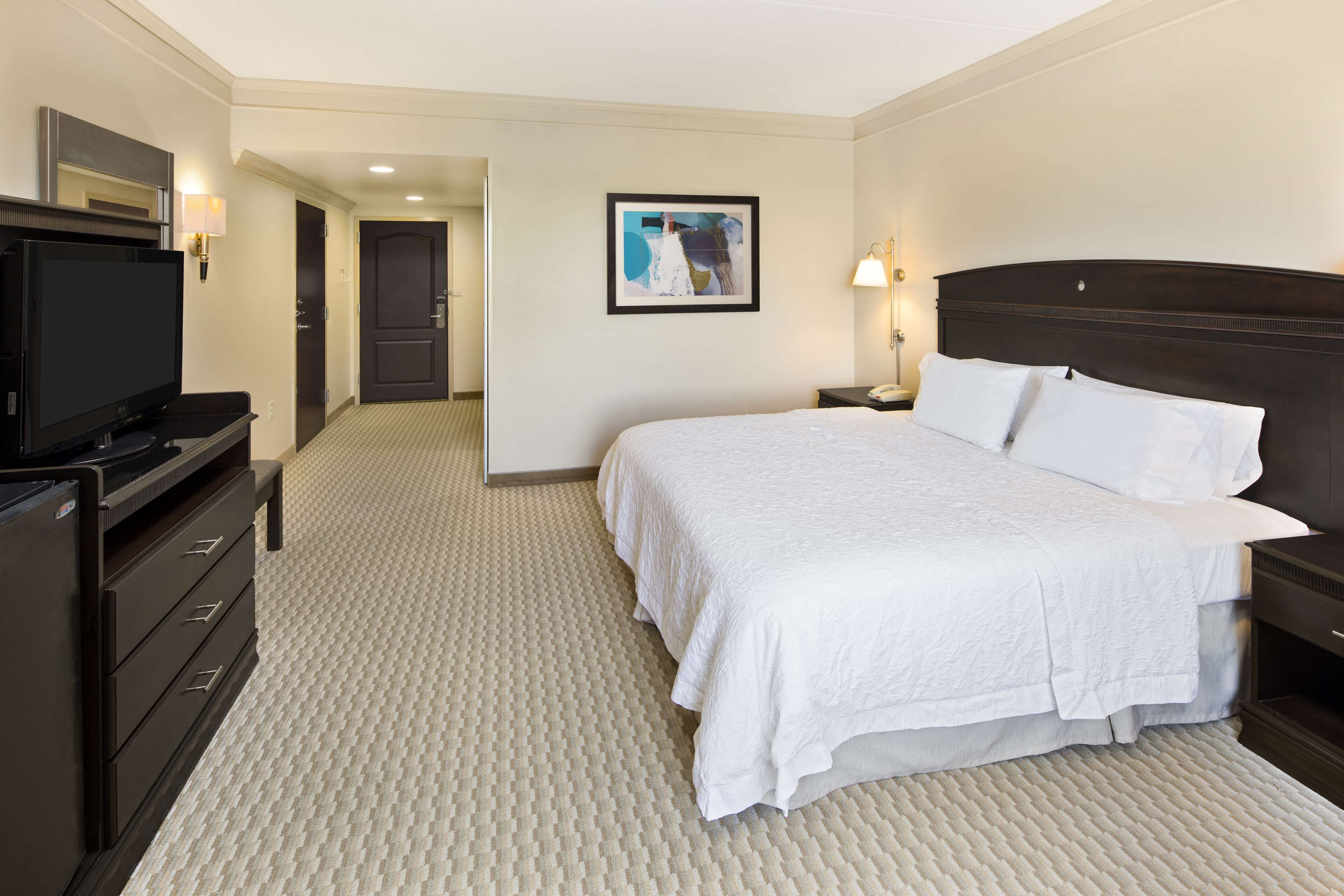 in-room safe, iron/ironing board, free wifi, bed sheets