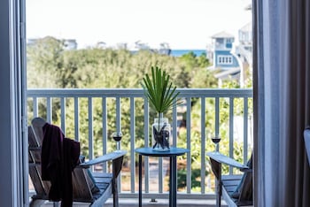 Suite, 1 King Bed with Sofa bed, Park View (Premium Resort Suite) | 1 bedroom, Egyptian cotton sheets, premium bedding, desk at WaterSound Inn