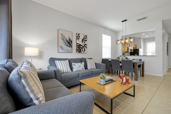 Billiards at Regal Oaks Resort Vacation Townhomes by IDILIQ