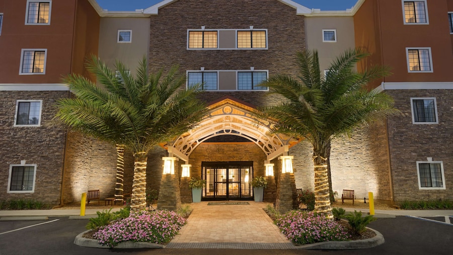 Homewood Suites by Hilton Jacksonville Deerwood Park