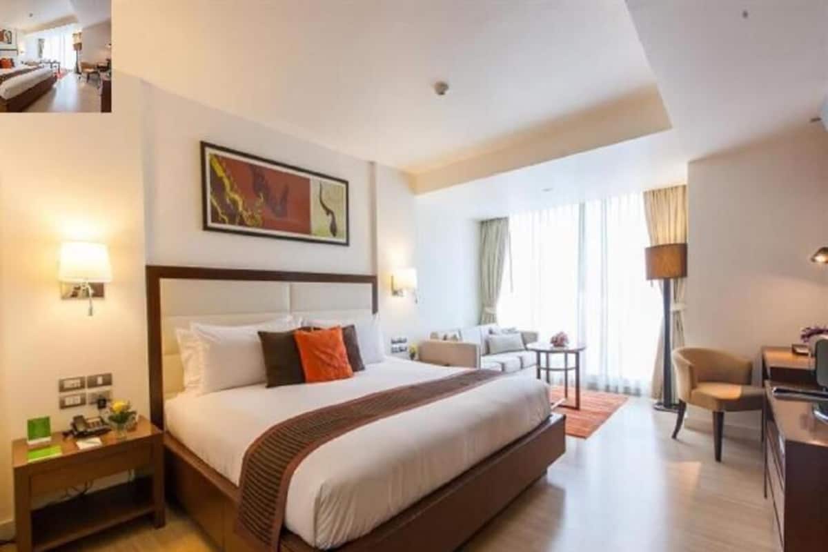 In-room safe, desk, iron/ironing board, free WiFi