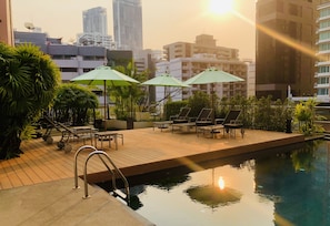 Outdoor pool, pool loungers
