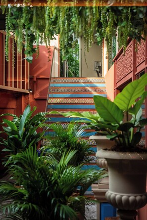 Daily buffet breakfast (THB 300 per person) - Oakwood Residence Sukhumvit 24 Bangkok (Bangkok)