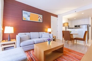 Televisión de pantalla plana, reproductor de DVD