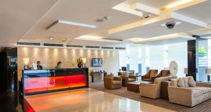 Oakwood Residence Sukhumvit 24 Bangkok
