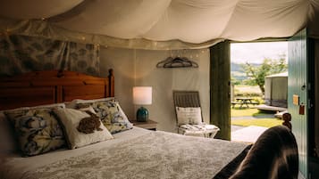 Luxury Room, Ensuite (Glamping Yurt) | Hypo-allergenic bedding, bed sheets