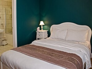 Chambre Double Supérieure, salle de bains attenante