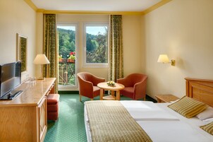 Ropa de cama hipoalergénica y minibar 