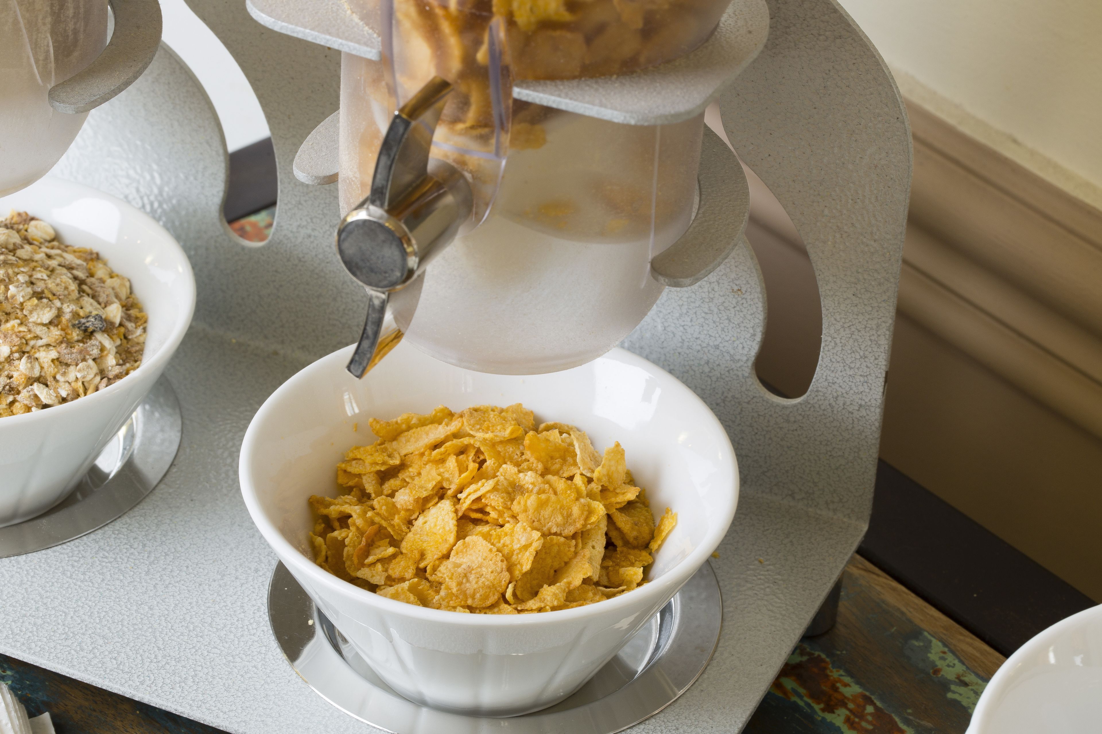 daily buffet breakfast (eur 14 per person)