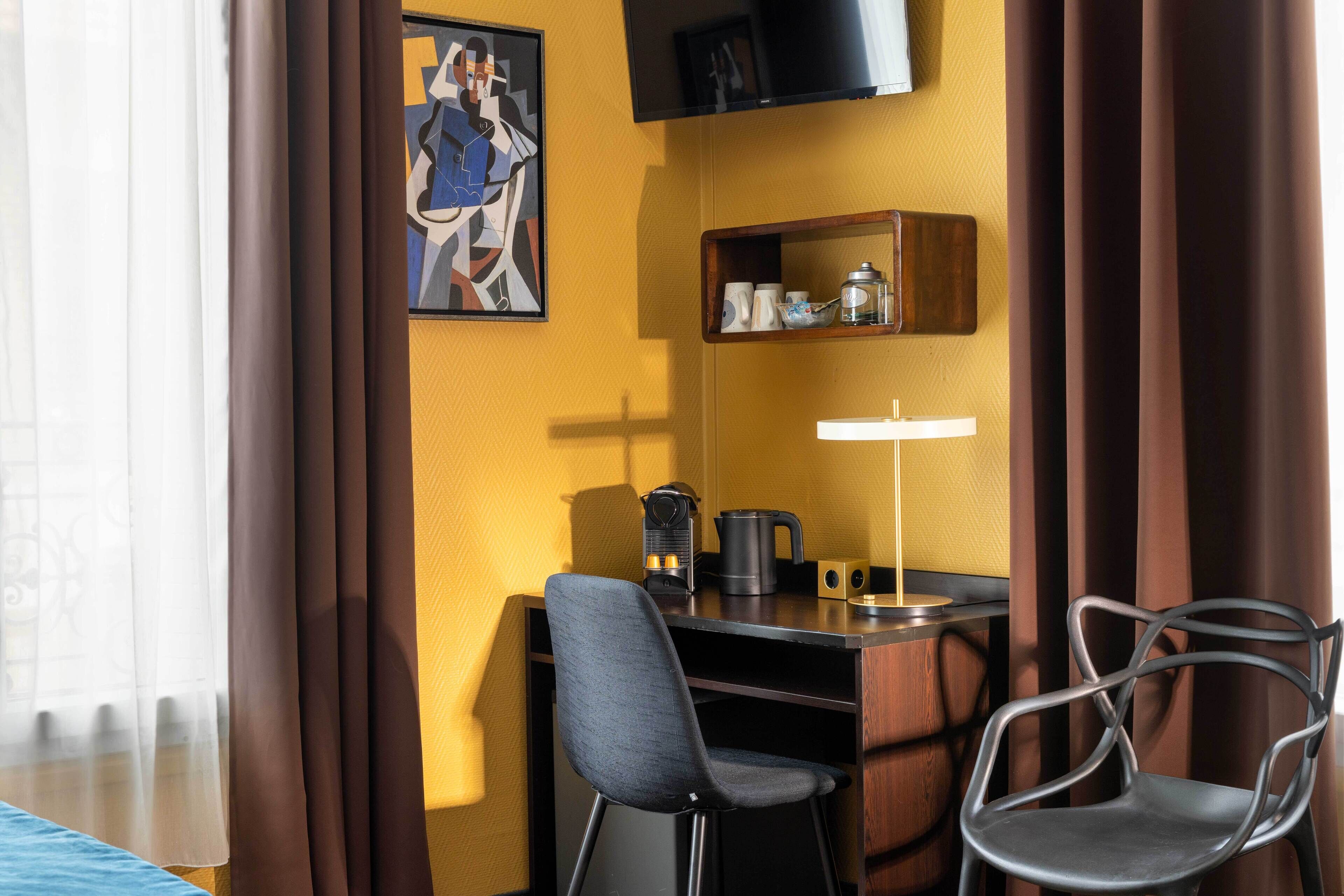 club room | in-room safe, desk, blackout curtains, soundproofing