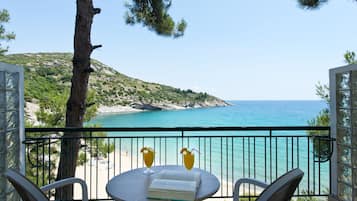 Double or Twin Room, Sea View, Beachfront | Balcony