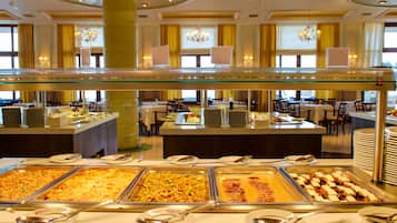 Breakfast, lunch, dinner served; Greek cuisine, beach views