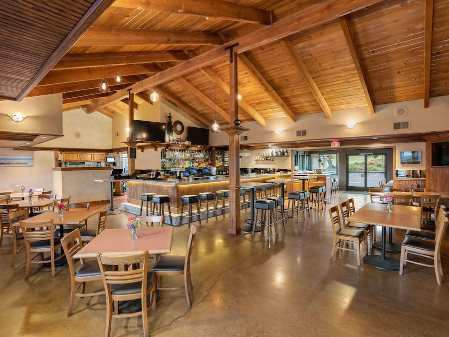 Breakfast, lunch and dinner served