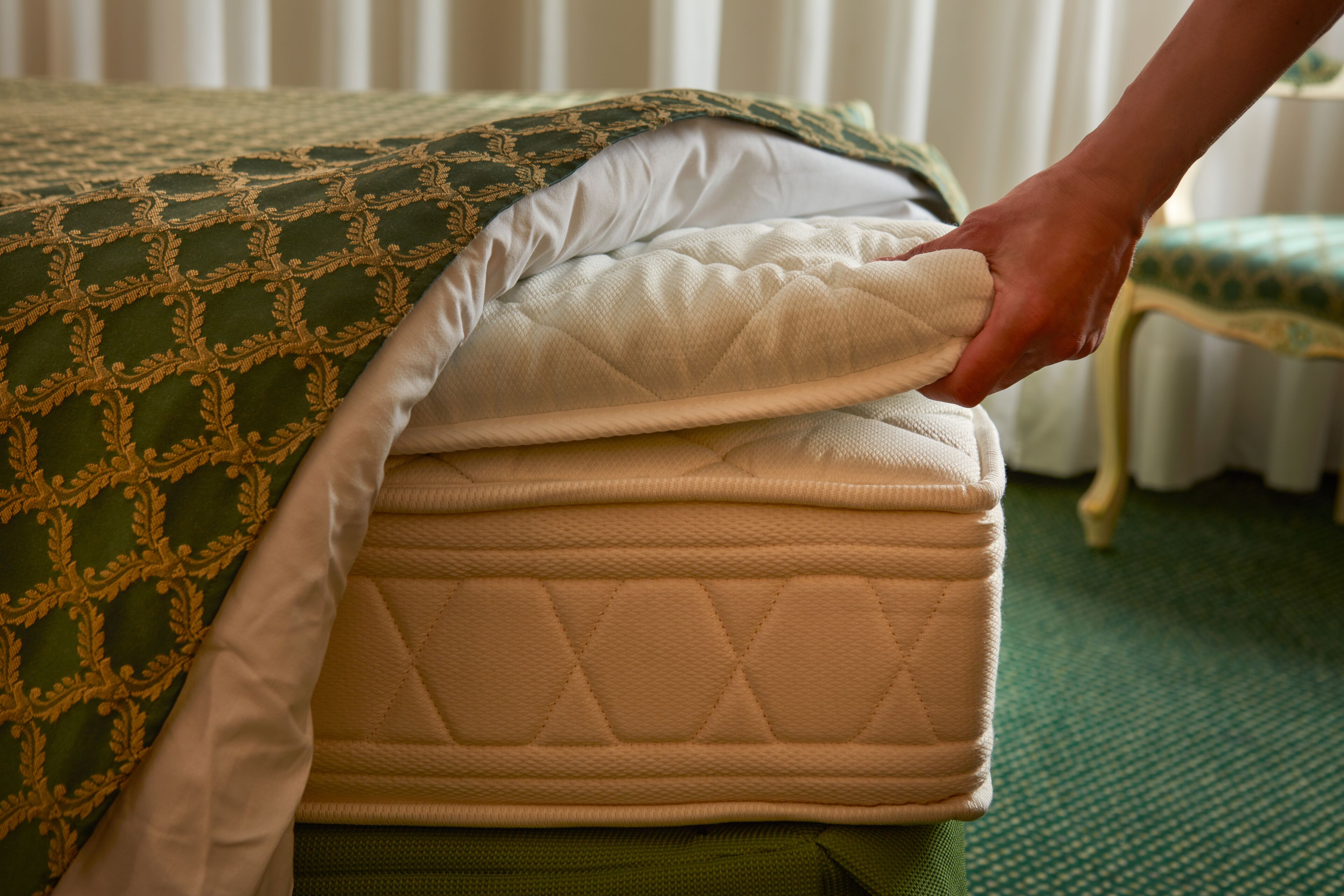 1 bedroom, down duvets, in-room safe, laptop workspace