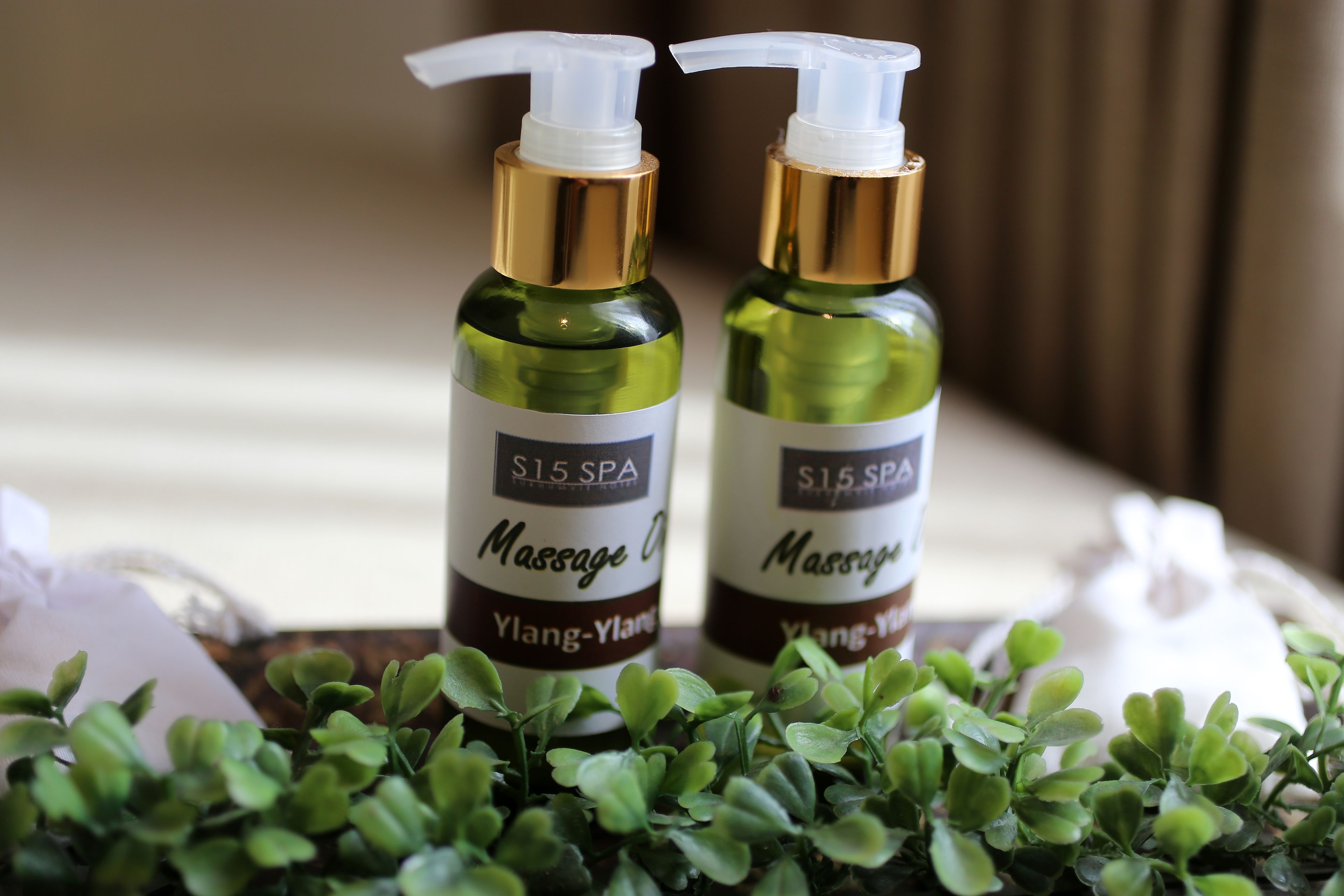 steam room, body treatments, aromatherapy, thai massages, body wraps