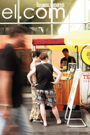 Front of property - S15 Sukhumvit Hotel (Bangkok)