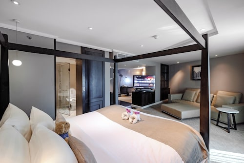 S15 Sukhumvit Hotel