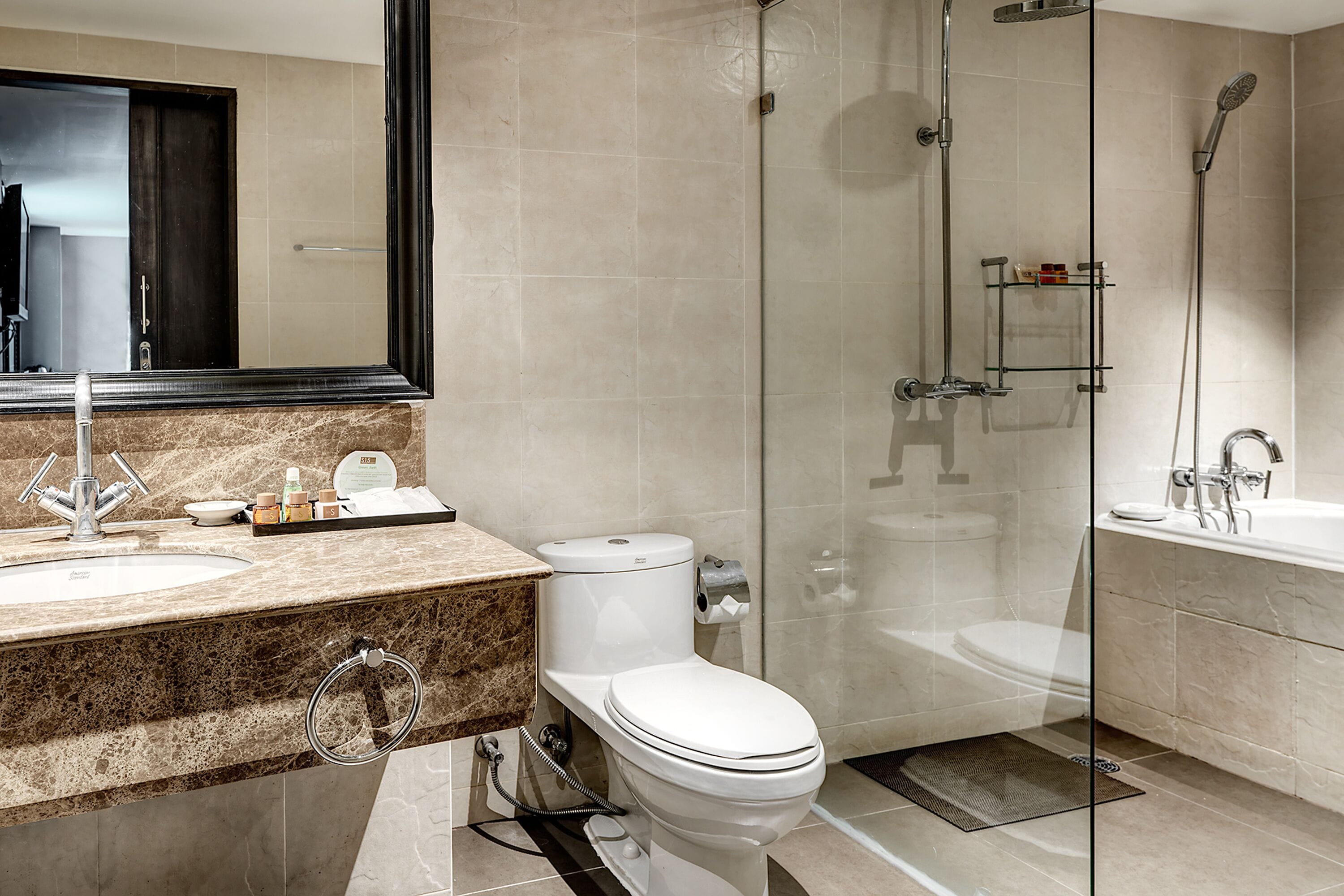 separate bathtub and shower, deep-soaking bathtub, free toiletries