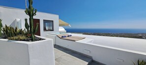 Signature Suite with Outdoor Hot Tub and Sea View | Terrasse/patio
